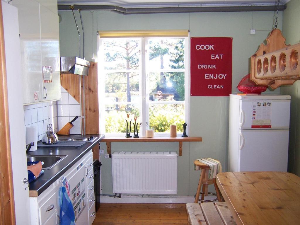 Nya Skogsgarden Hostel Mårbacken Extérieur photo